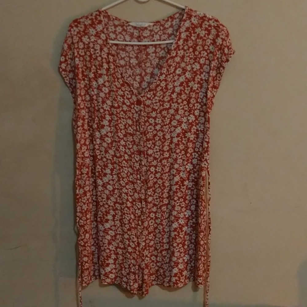 Romper - Picture 2 of 3